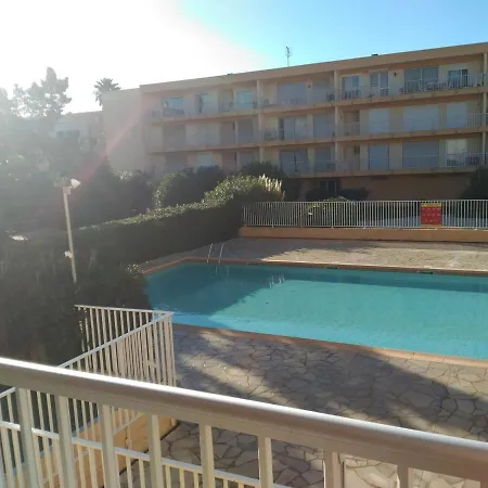 Confortable 2 Pieces Au Lavandou Avec Balcon, Clim Et Acces Piscine - Fr-1-308-120 Apartment Le Lavandou