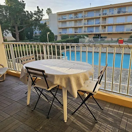 Confortable 2 Pieces Au Lavandou Avec Balcon, Clim Et Acces Piscine - Fr-1-308-120 Apartment Le Lavandou